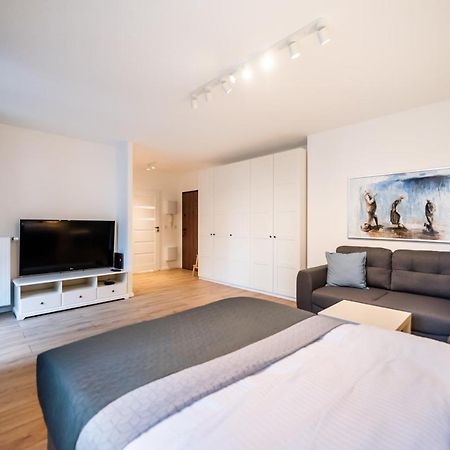 Develia Mala Praga Charming Studio Варшава Экстерьер фото