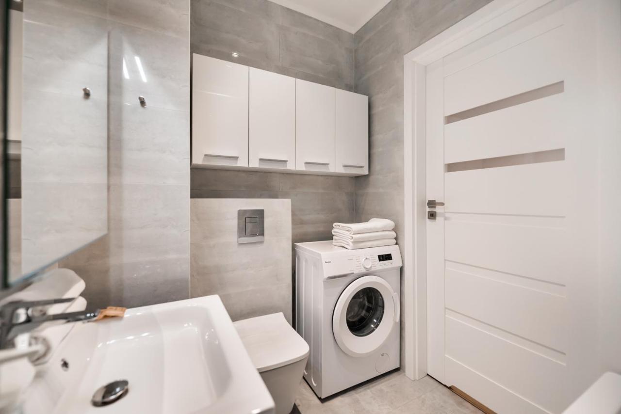 Develia Mala Praga Charming Studio Варшава Экстерьер фото